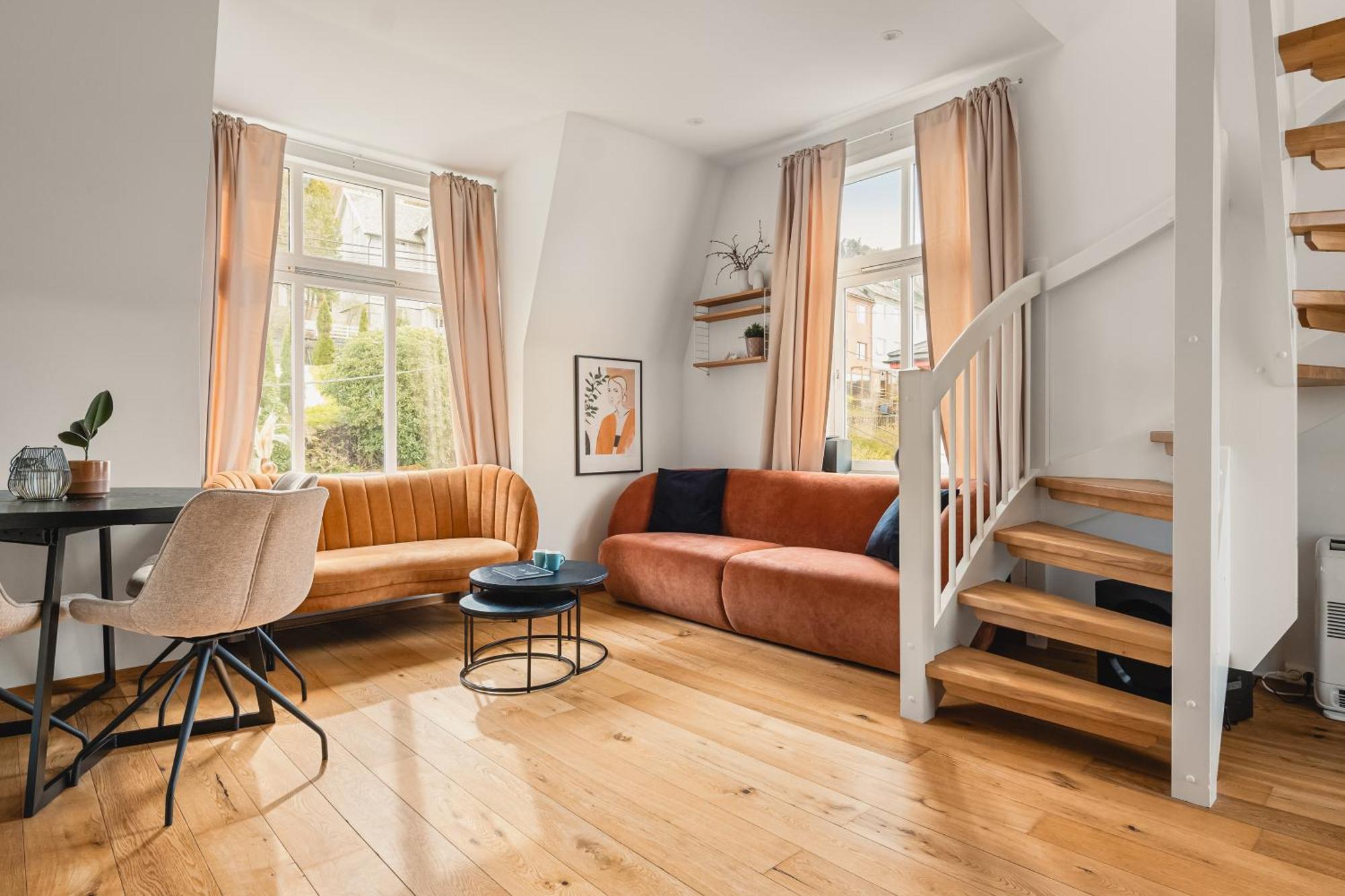 2-story Floor I 3x Work Space I Shared Garden *